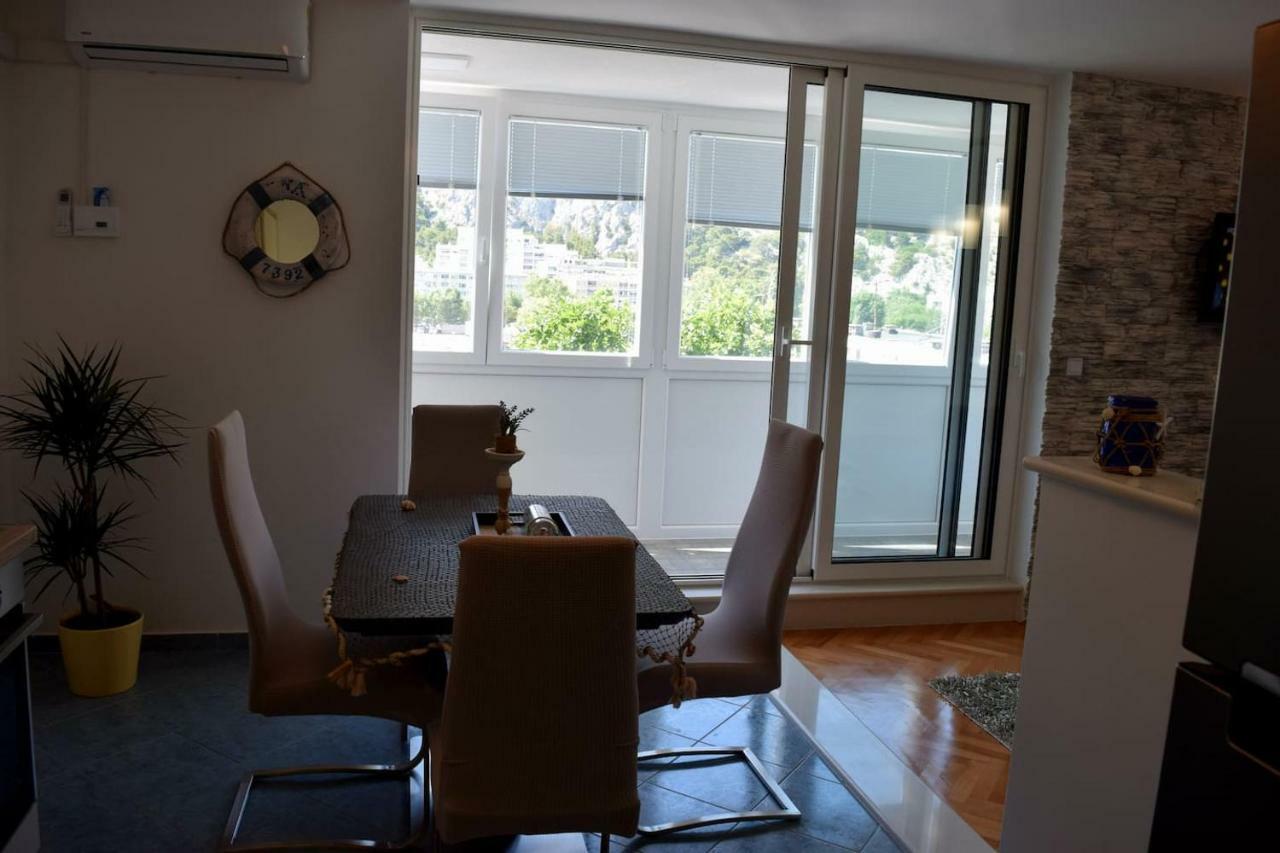 Newly Renovated Apartment "Marin" In The Center! Omiš Extérieur photo
