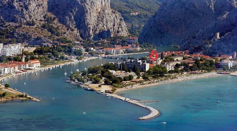 Newly Renovated Apartment "Marin" In The Center! Omiš Extérieur photo