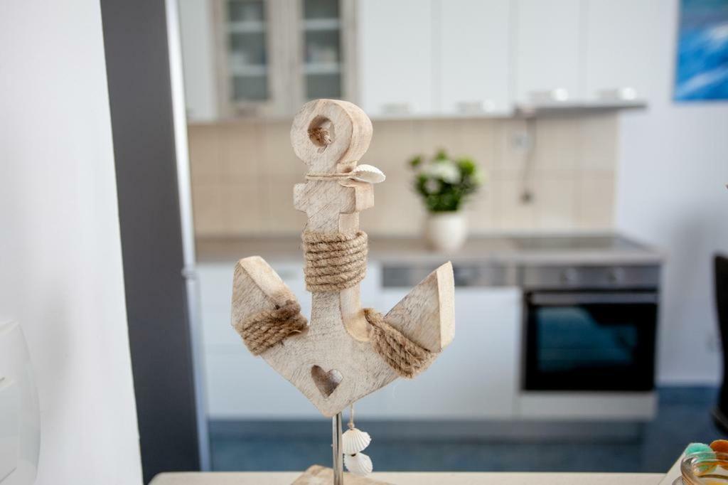 Newly Renovated Apartment "Marin" In The Center! Omiš Extérieur photo
