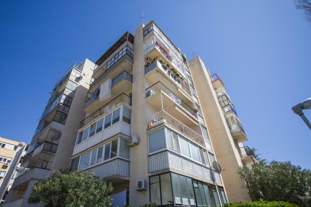 Newly Renovated Apartment "Marin" In The Center! Omiš Extérieur photo